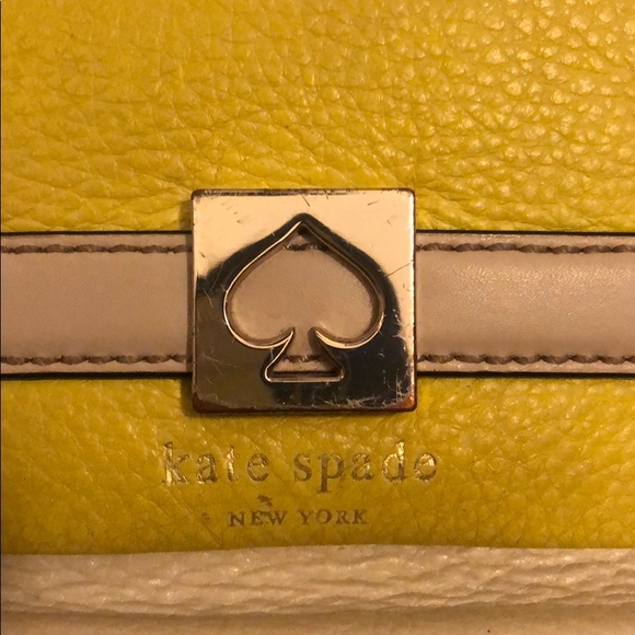 Kate Spade Crossbody - Picture 2 of 3
